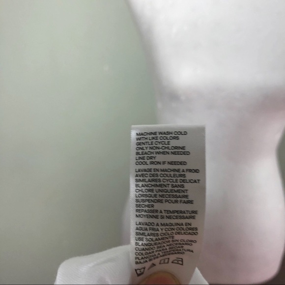 Good American Strong Shoulder Tank Size Large - Picture 8 of 8